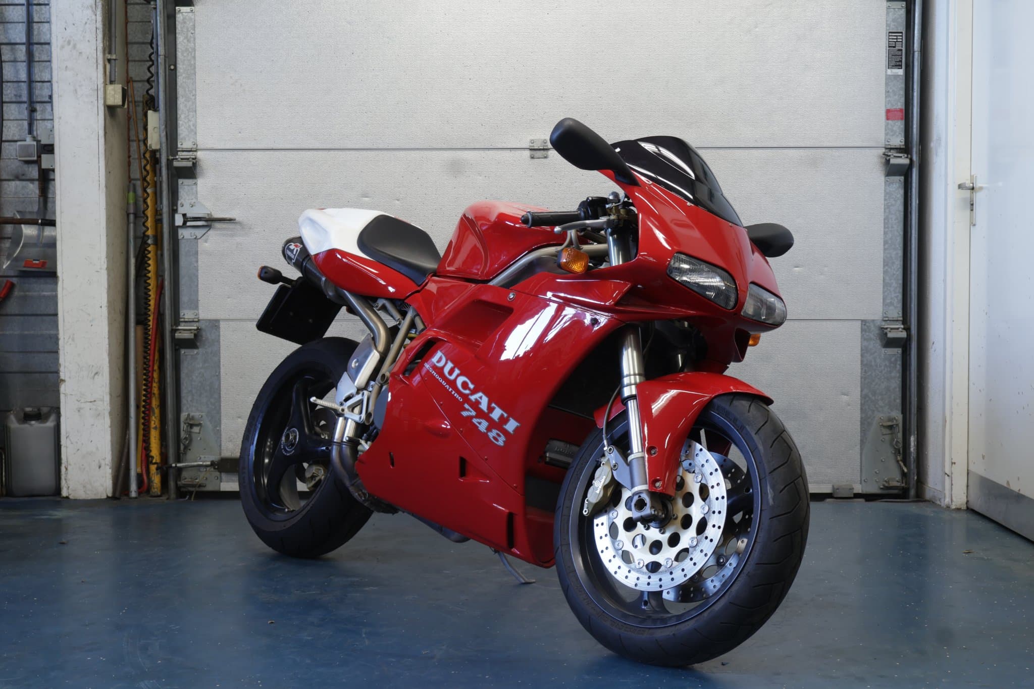 Ducati 748s Desmoquattro